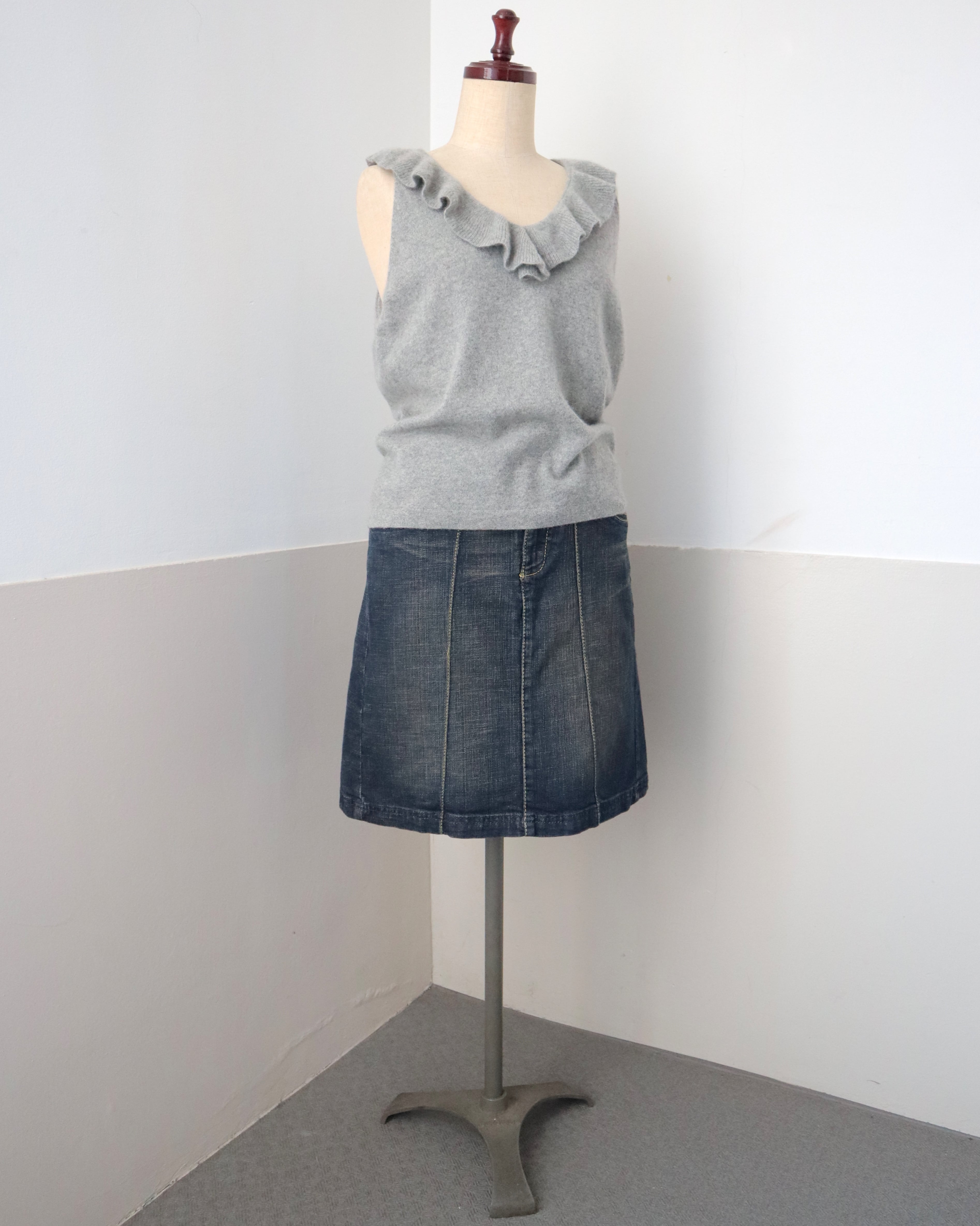 euro denim skirt | canatokyo