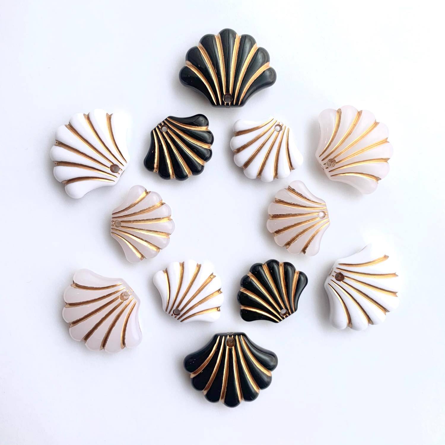 シェルモチーフビーズL（27mm） | Dua-アクセサリーパーツショップ