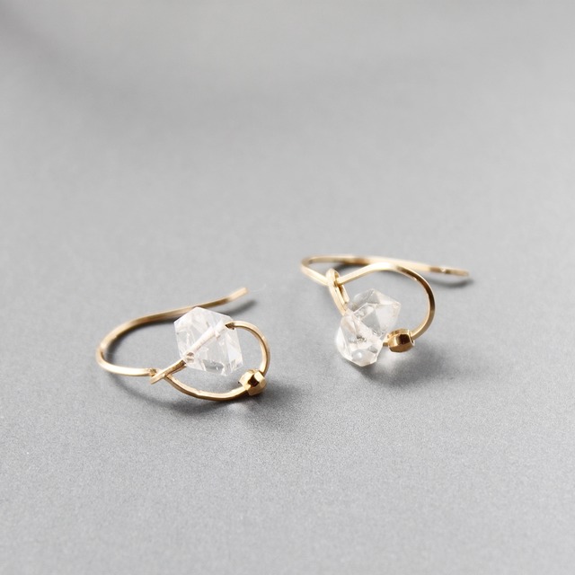 14Kgf｜ハーキマーダイヤモンドのしずくピアス / イヤリング 4月誕生石