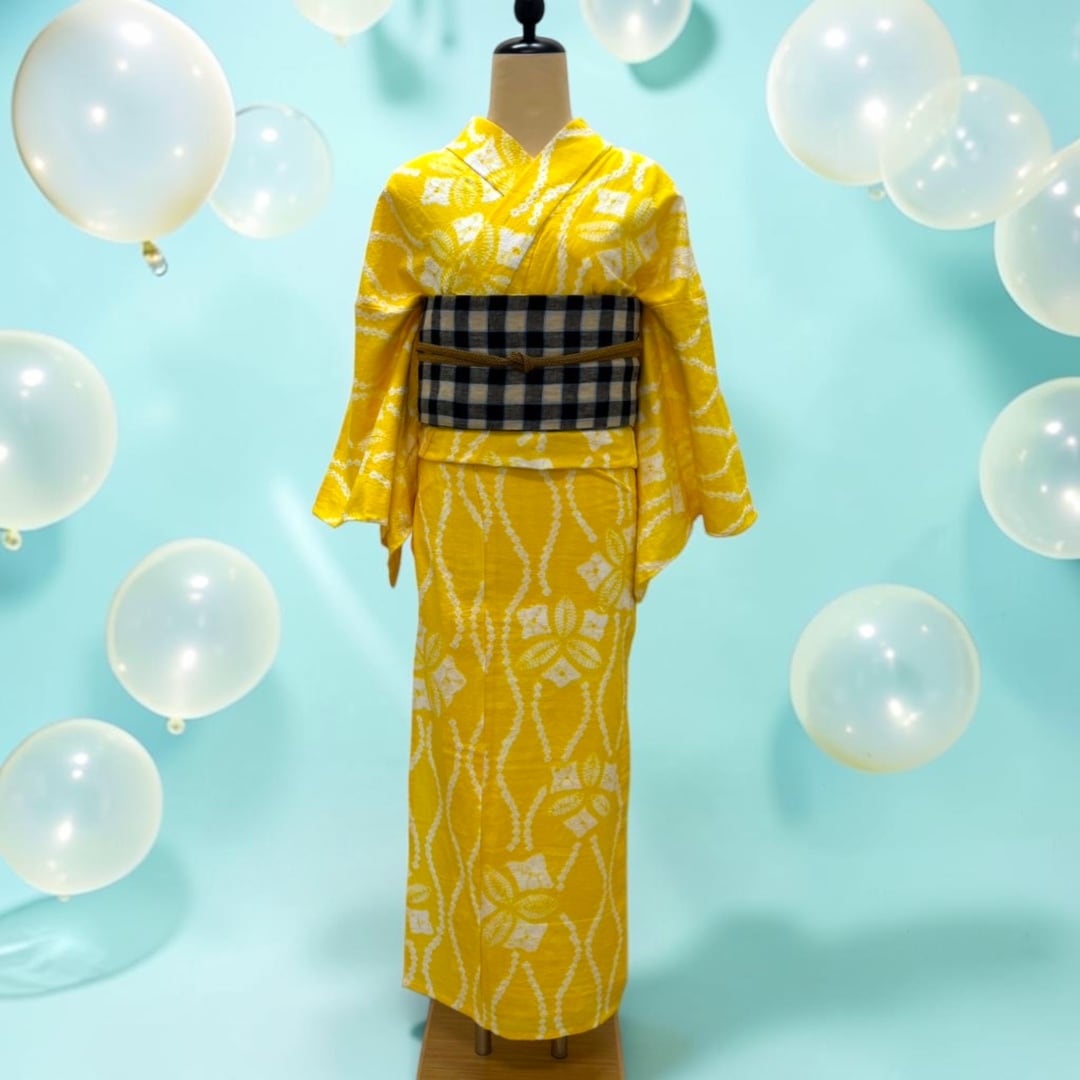 夏着物 絽 リユース 黒地に草花柄 ゆったり | tresjeune -トゥレジュ