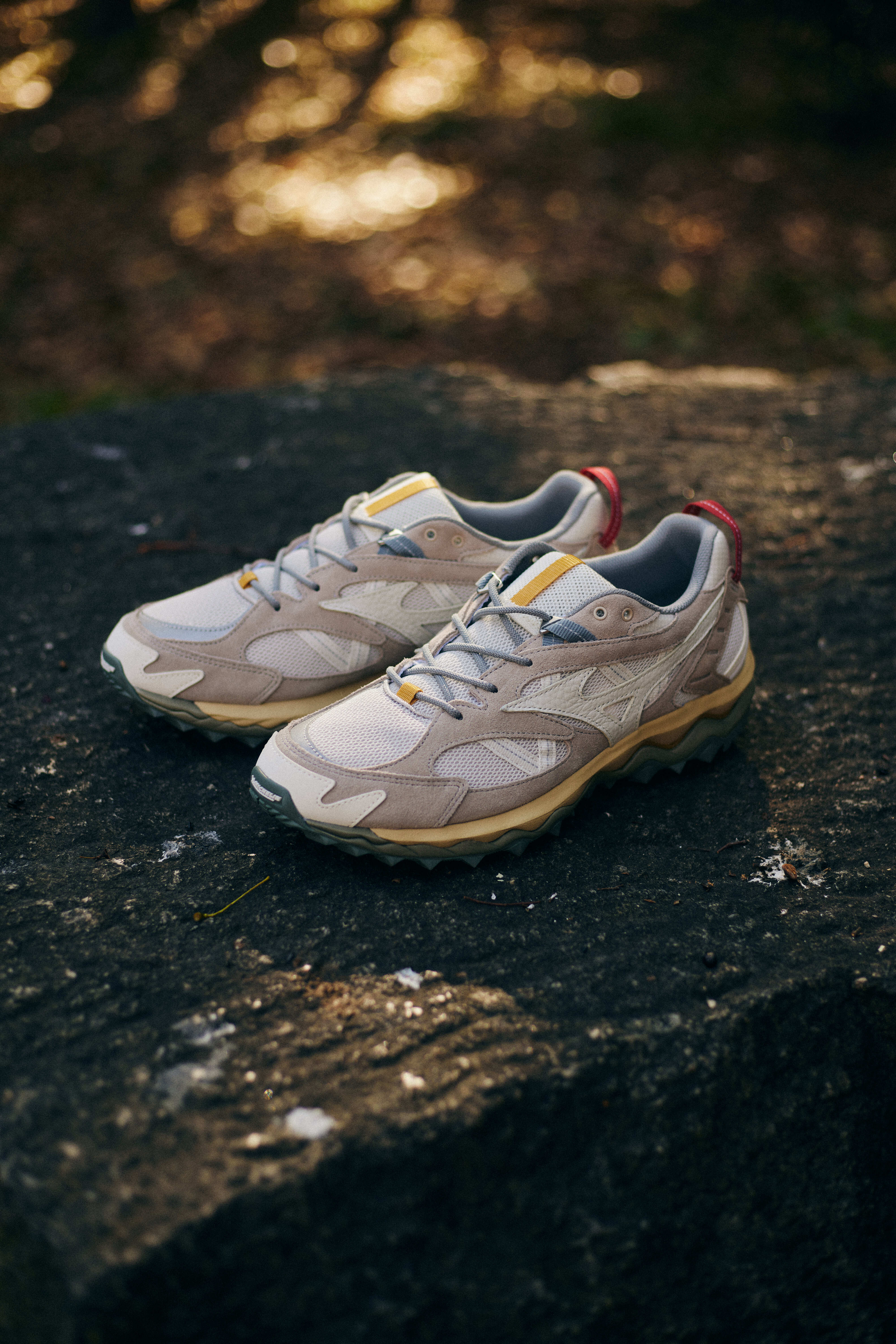 MIZUNO (ﾐｽﾞﾉ) - WAVE MUJIN TL (ｳｴｰﾌﾞﾑｼﾞﾝ) | thecompus