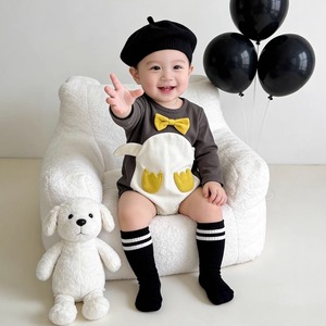 【BABY】可愛いペンギンロンパース