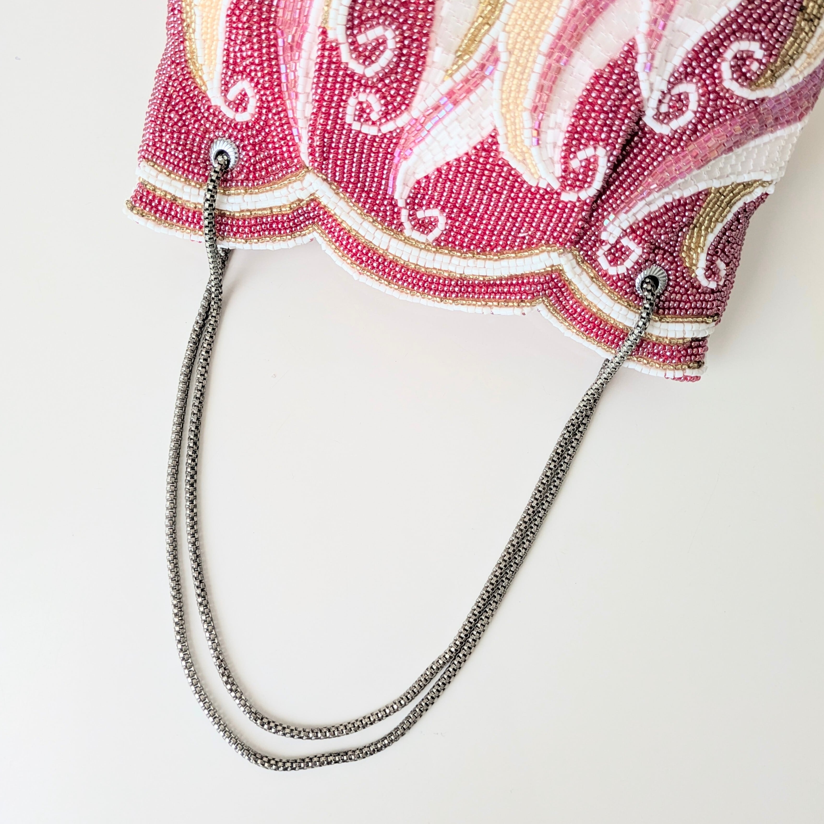 総ビーズヴィンテージクラッチバッグ　レトロパーティーバッグ　ピンク系 Vintage】ビーズ刺繍バッグ ピンク チューリップ型 パーティーバッグ
