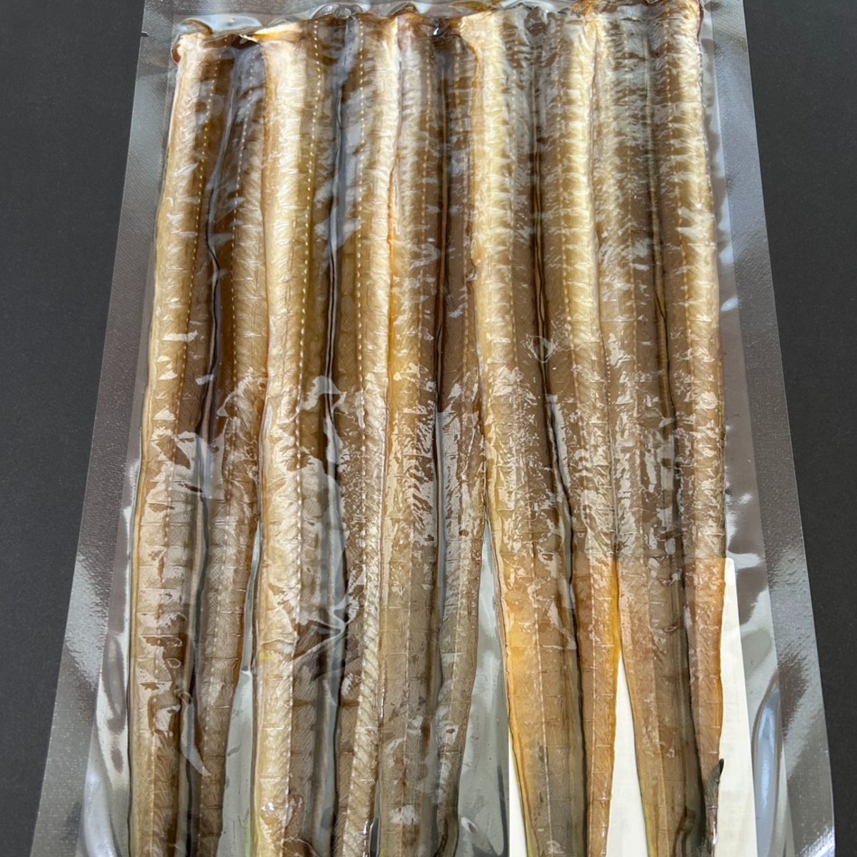 はあこ 購入ページ 南知多 魚新商店 豊浜産特選上アナゴの干物（冷凍） | へんおじの物産展