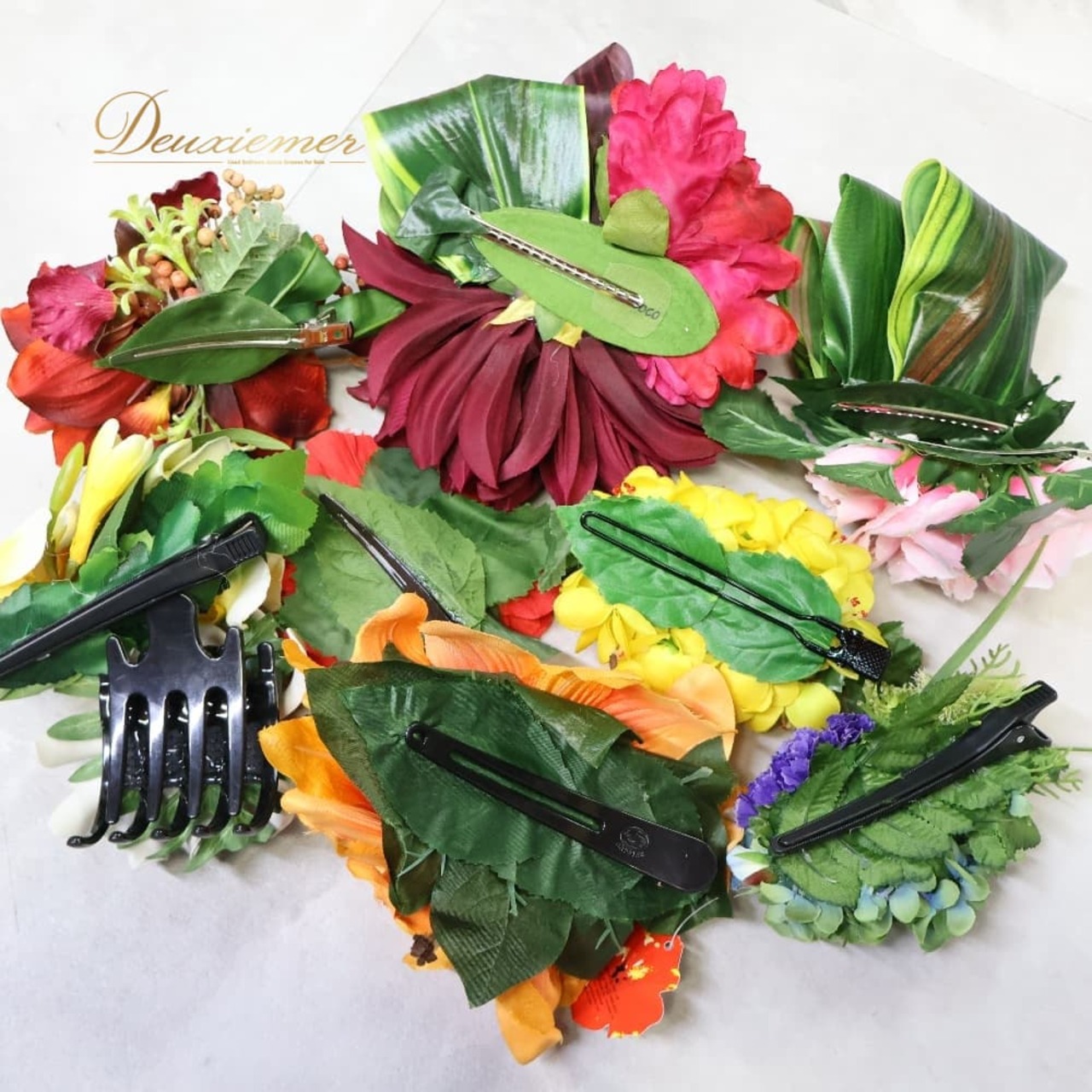 フラダンス 小物 まとめ売り 70点以上 セット レイ フラワーレイ クウペエ パレオ ネックレス シェルレイ ククイ イリマ 白 黄 緑 紫 赤 ピンク カラフル アクセサリー ヘアクリップ ヘアアクセサリー タヒチアン ホワイト系 レッド系 ピンク系