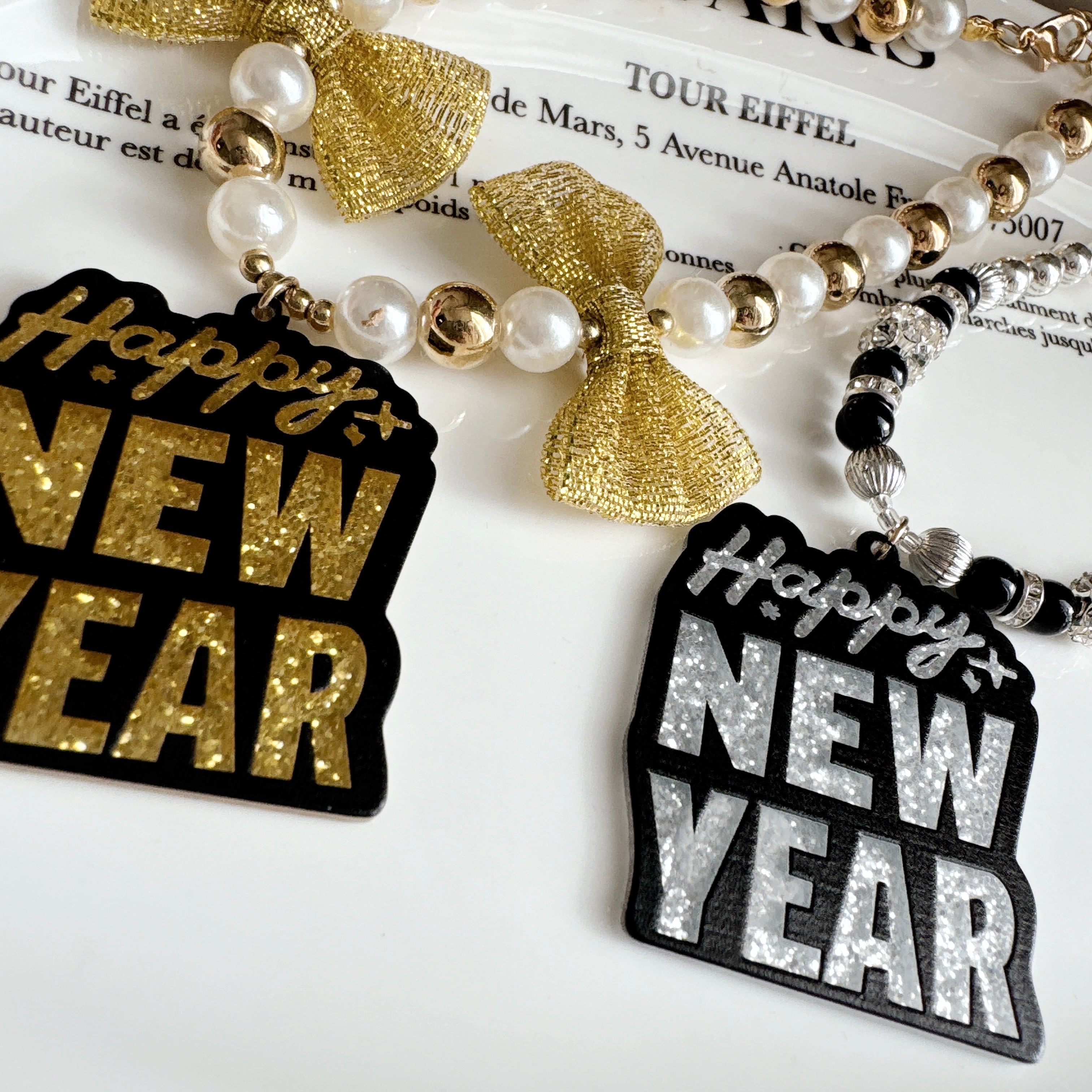 キラキラNEW YEARネックレス