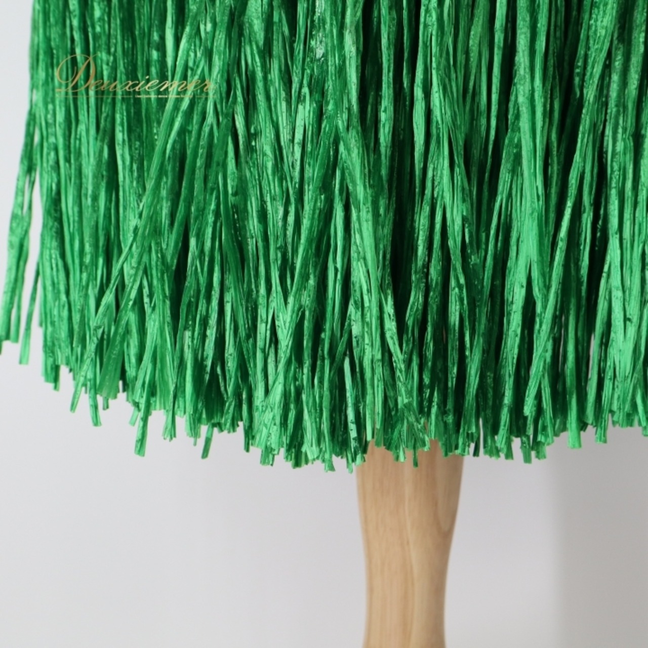 フラダンス 衣装 モレ グリーン系 腰みの ショート丈 スカート タヒチアン 緑 鮮やか ハワイアン アロハ フラ ダンス レッスン 練習 紐 ケース付き セット 花柄 プルメリア柄 タヒチアン ダンス衣装 フラ衣装 フラダンススカート フラダンスレッスン 緑のスカート プルメリアデザイン ケース入り 練習着