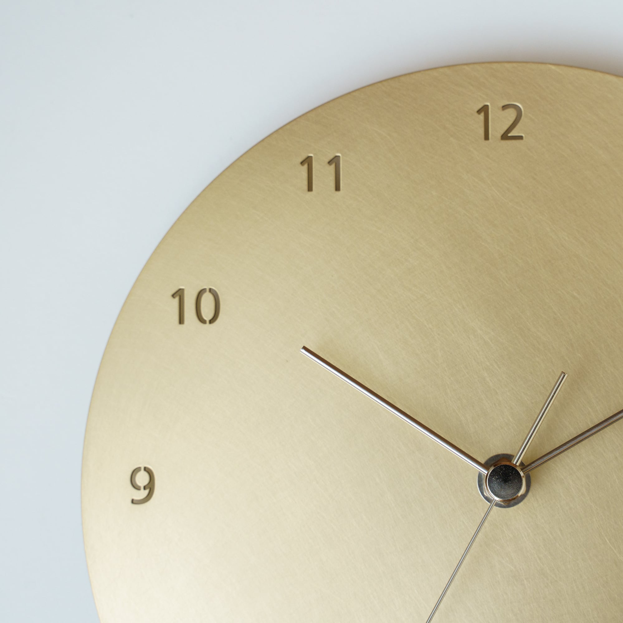 minimal wall clock 220 _ number / brass 壁掛け時計 220 数字 / 真鍮