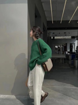 クルーネックカラーニット　AJ2205-513