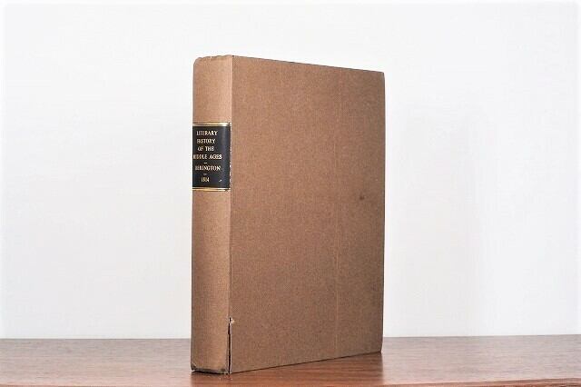 【LS099】A LITERARY HISTORY OF THE Middle Ages / display book