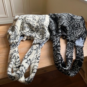 カシューフラワー柄ボアトートバッグ