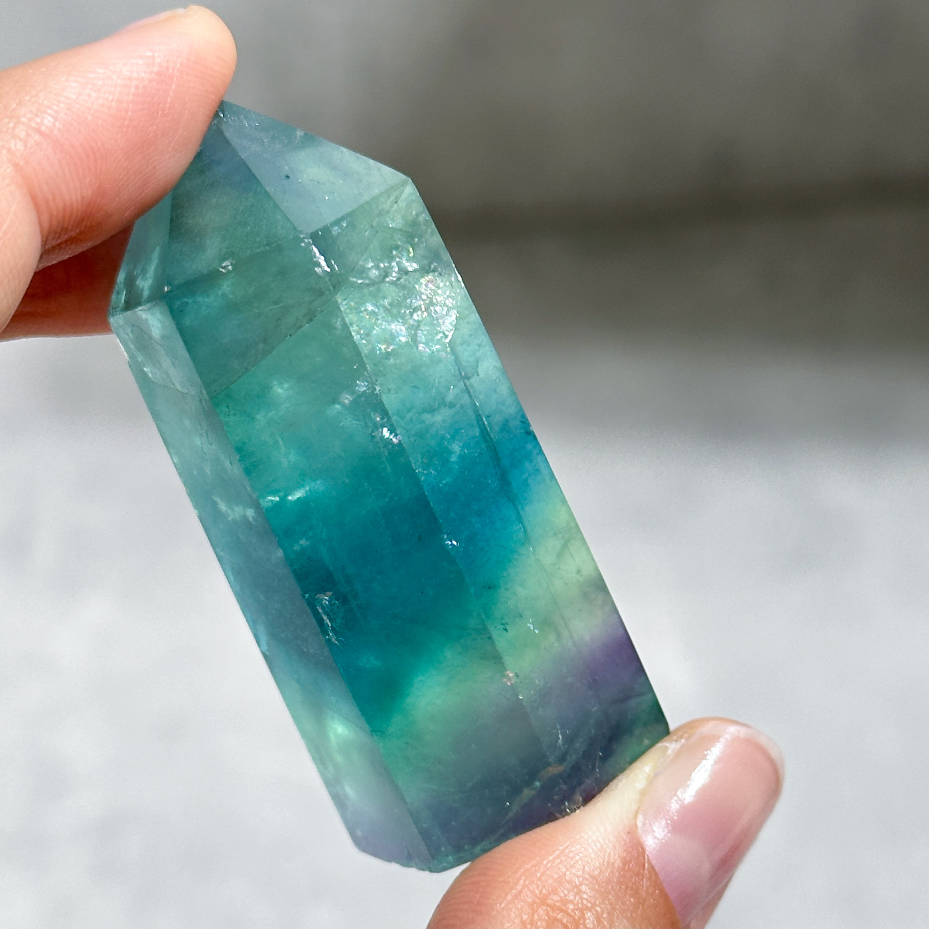虹◎レインボーフローライト タワー型61◇ Rainbow Fluorite ◇天然石