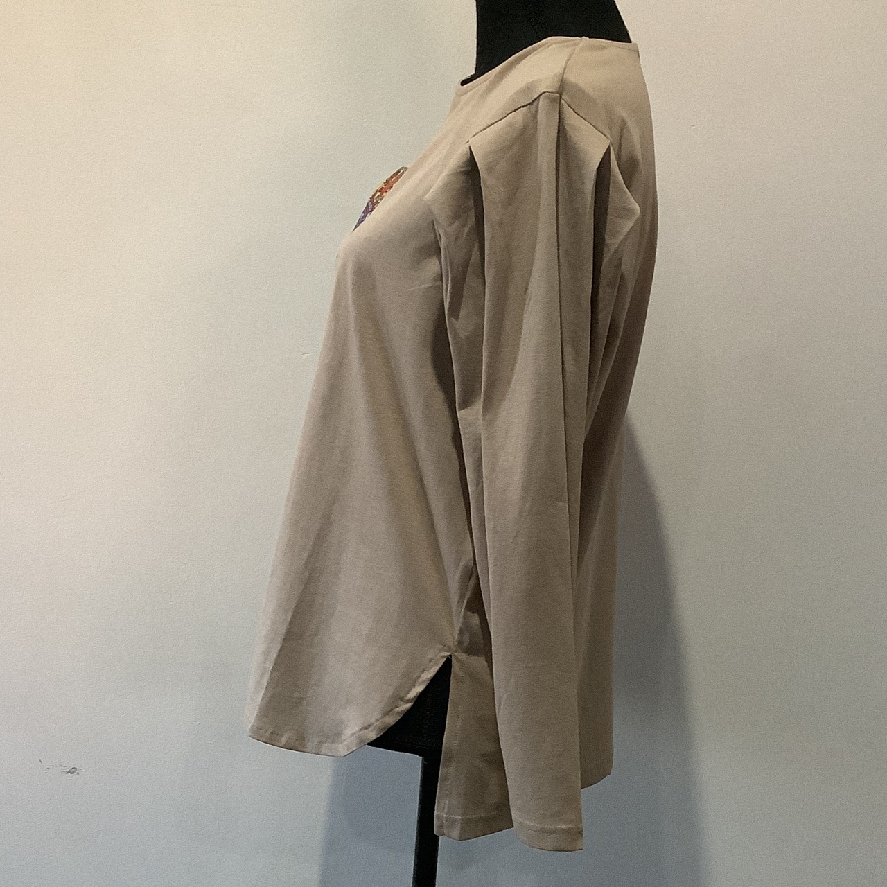 Peace( 平和 ) 袖タックロングTシャツ グレーベージュ