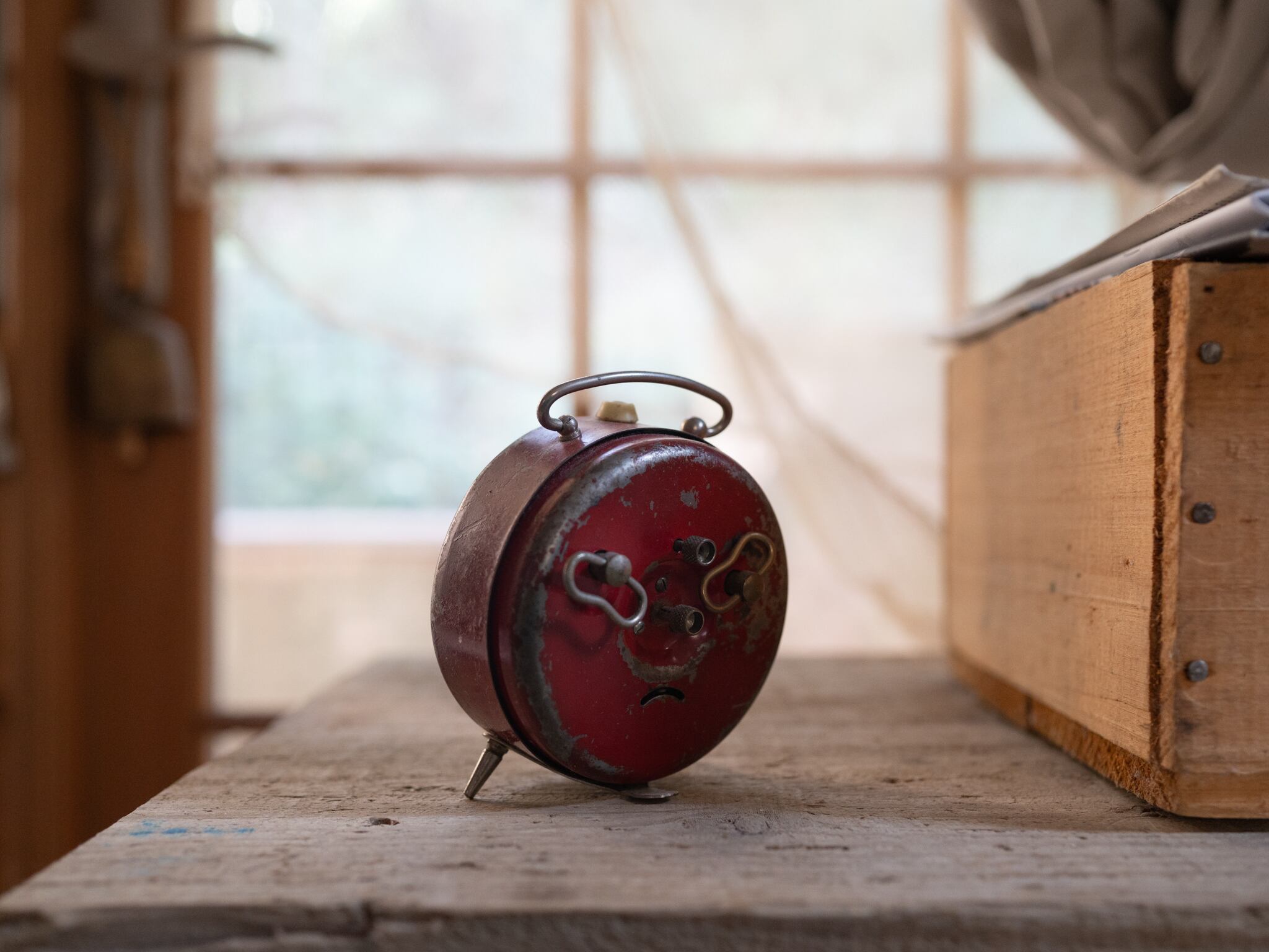 カチコチ音が可愛いSMI置き時計(実働)フレンチブロカント