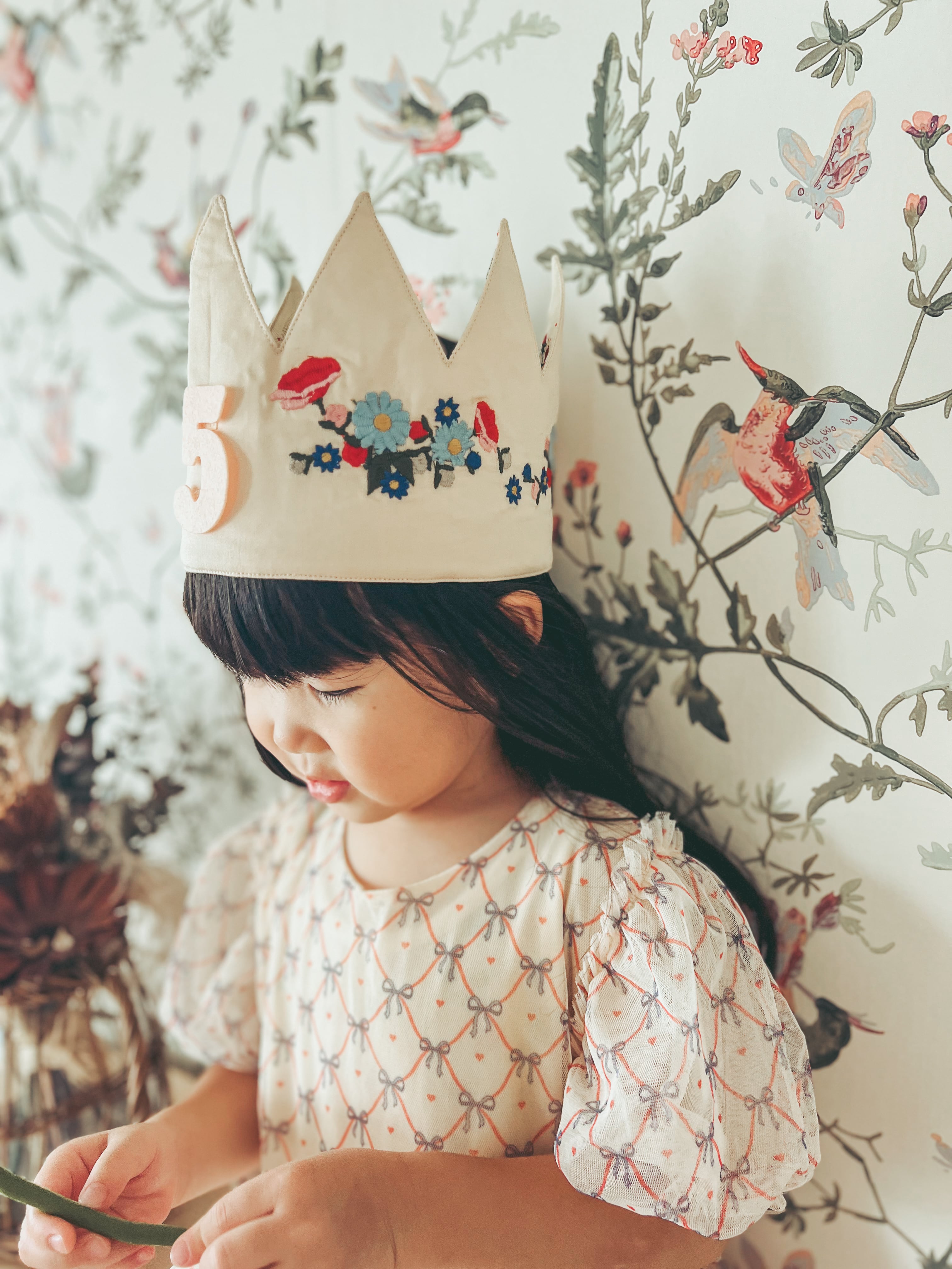 BIRTHDAY CROWN FLOWER【Konges Sloejd コンゲススロイド】バースデー