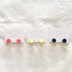 [ ENVELOPPE ] Vivid Color Wood Earring