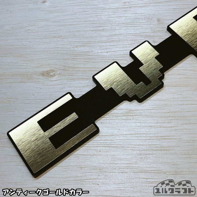 エブリイドットガーニッシュエンブレム（純正サイズ）