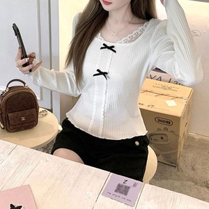 【送料無料】 フロントリボン ニット トップス 長袖 レディース 春秋 韓国 レース きれいめ 大人 かわいい フェミニン スクエアネック おしゃれ 伸縮性 タイト インナー 大人可愛い 大人女子