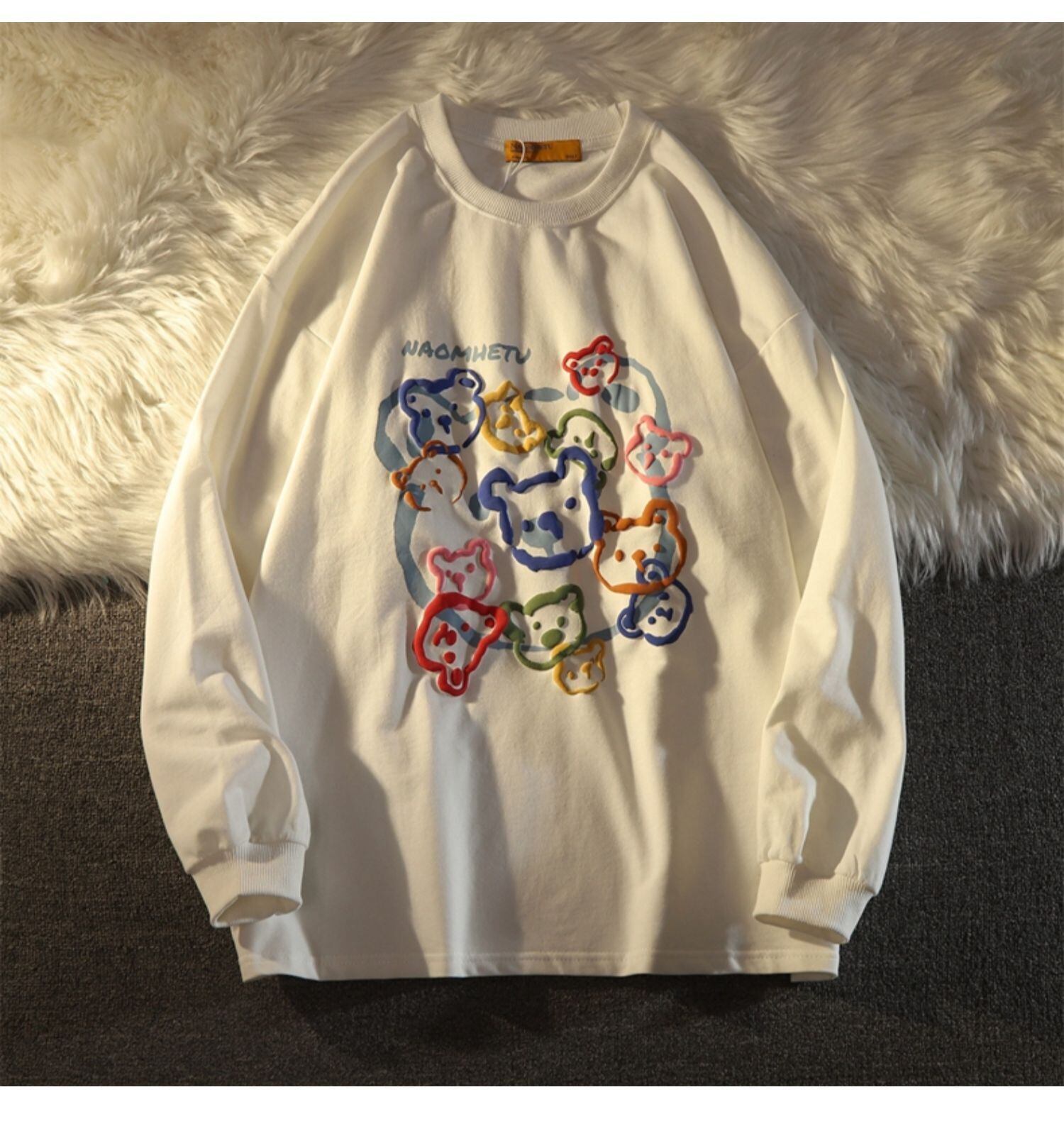 【新作】【送料無料】 女性の春と秋のゆったりとした怠惰なスタイルのトップスのための黒と白のフード付きスウェットシャツ 0363625119440