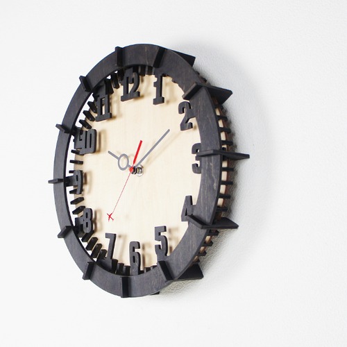 「モダン（数字）」木製掛け時計