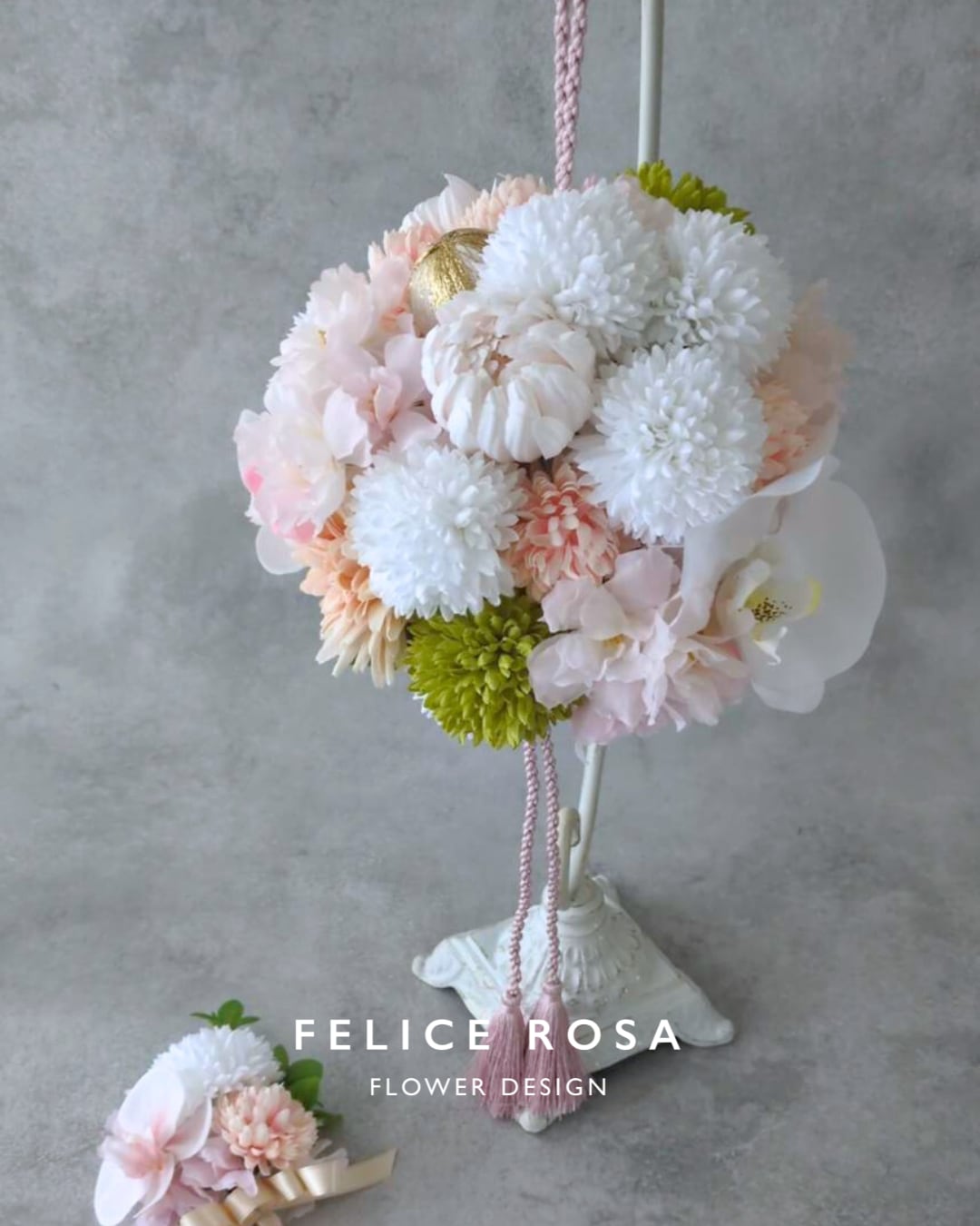 和装ブーケ　アーティフィシャルフラワー　桜　マグノリア　胡蝶蘭　白無垢　和装　春 70a7a2ebeacf19034dac10ecfb650f