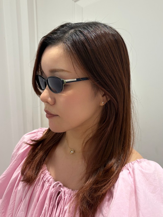 Calvin Klein/ vintage navy sunglasses.