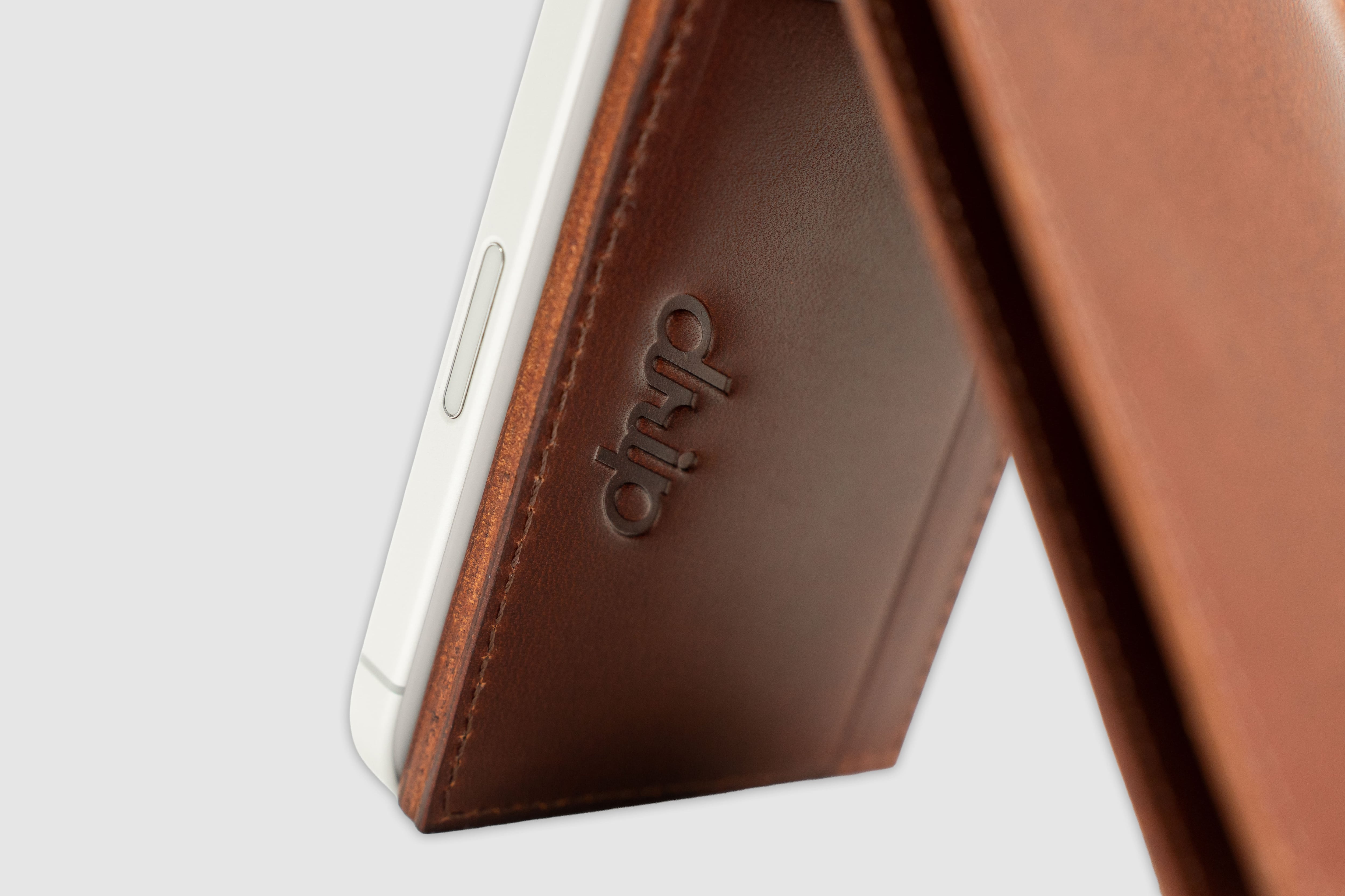 スマホスタンドになるマグネット財布「PRESSo Mag」 | drip公式