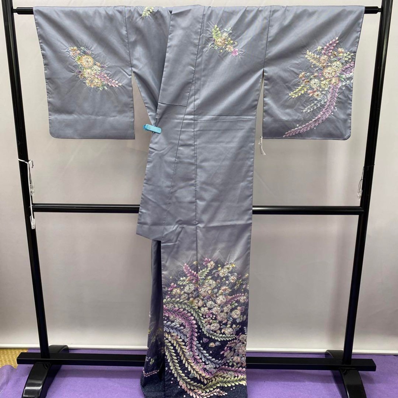 4215 未使用品 辻が花訪問着 グレー 絞り 着物 正絹 紬地 軽い | Donfamily 
