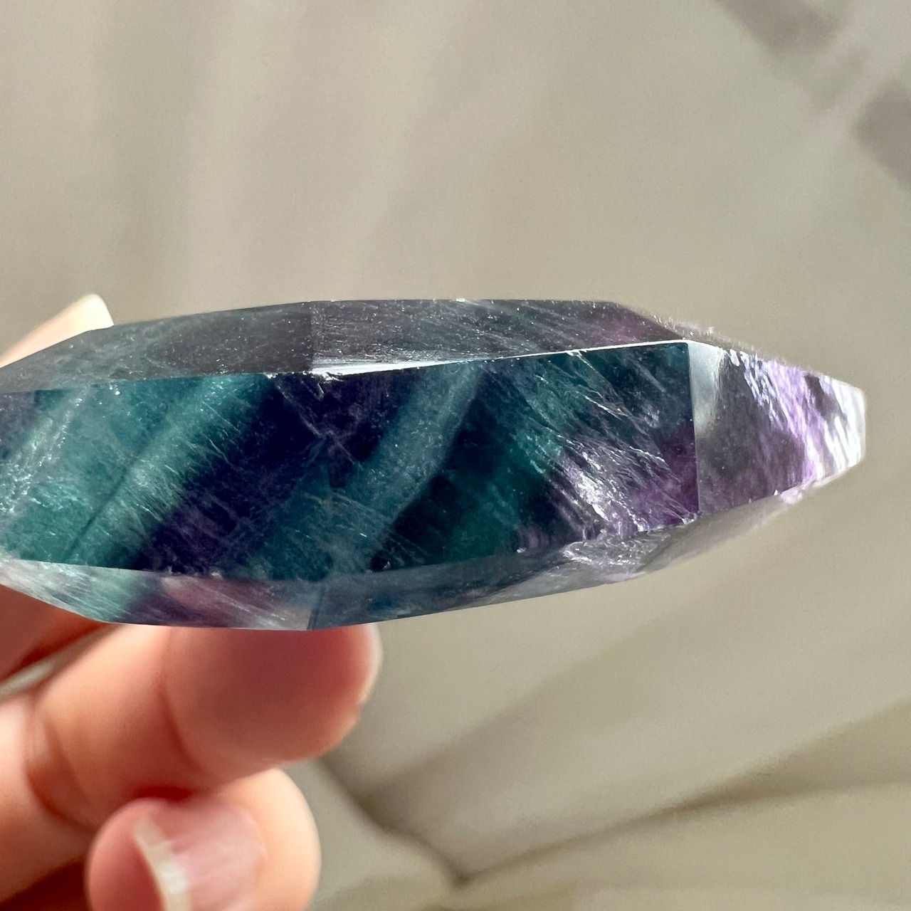 美しいカラーグラデーション*フローライト*ファセットハート型05*天然石インテリア*置き物