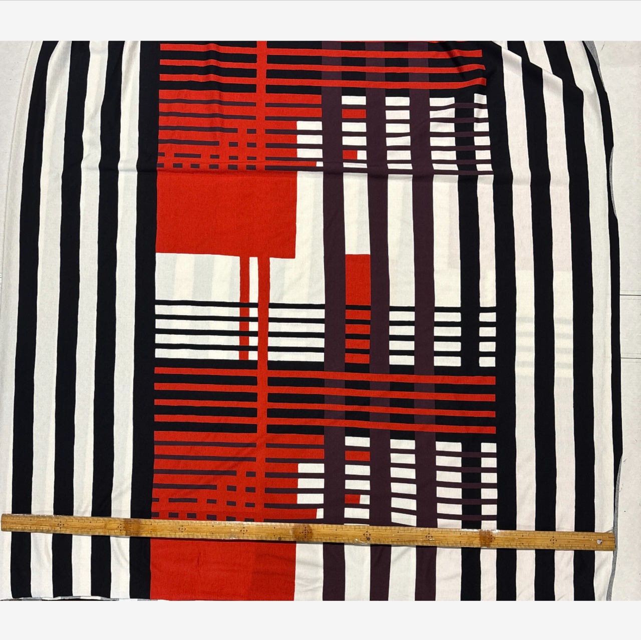 ★TB389◆2.4m◆綿レーヨン混天竺ニット生地◆ピッチ柄物