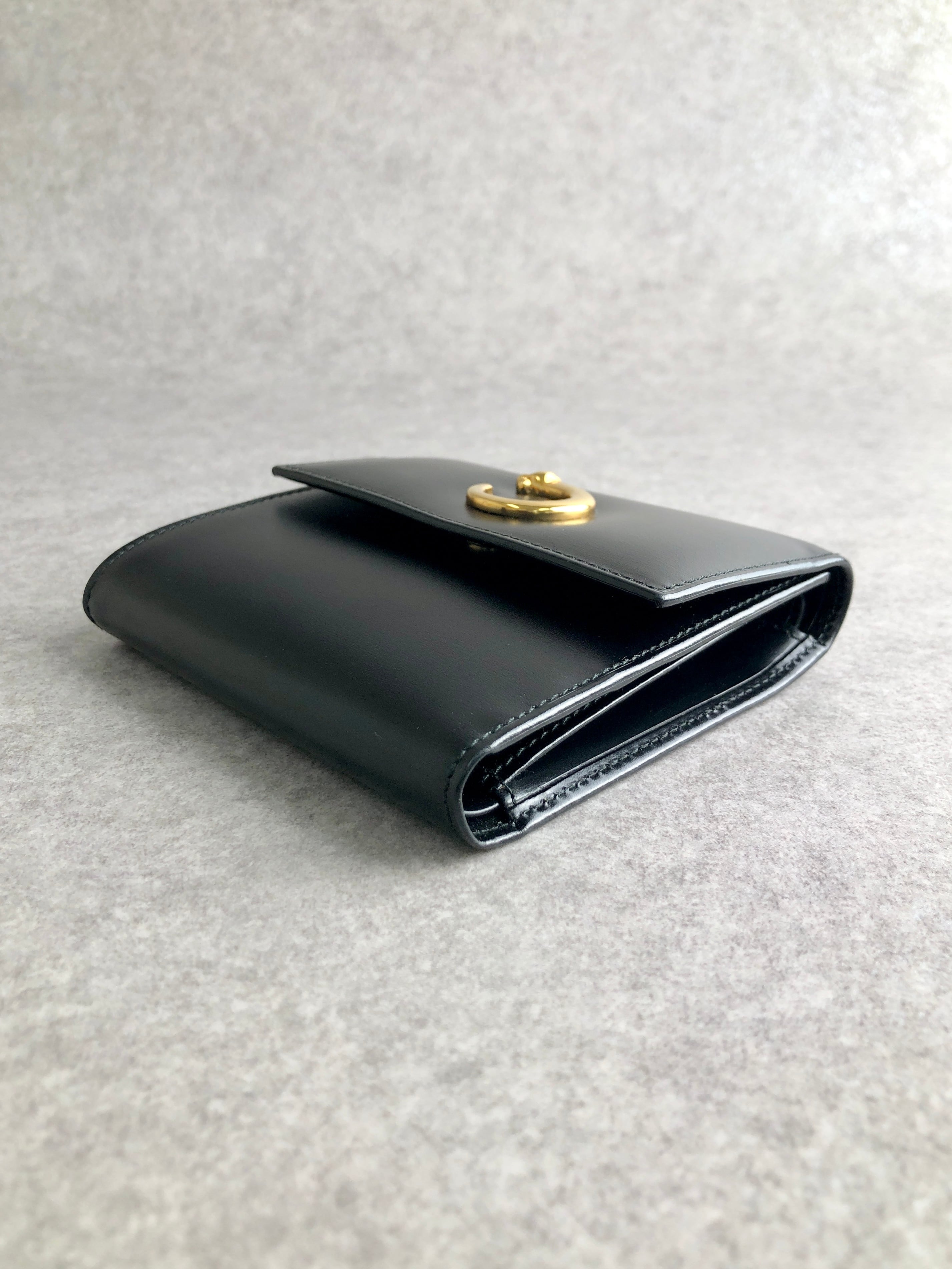Cartier カルティエ パンテール 財布 ブラック ゴールド レザー 二
