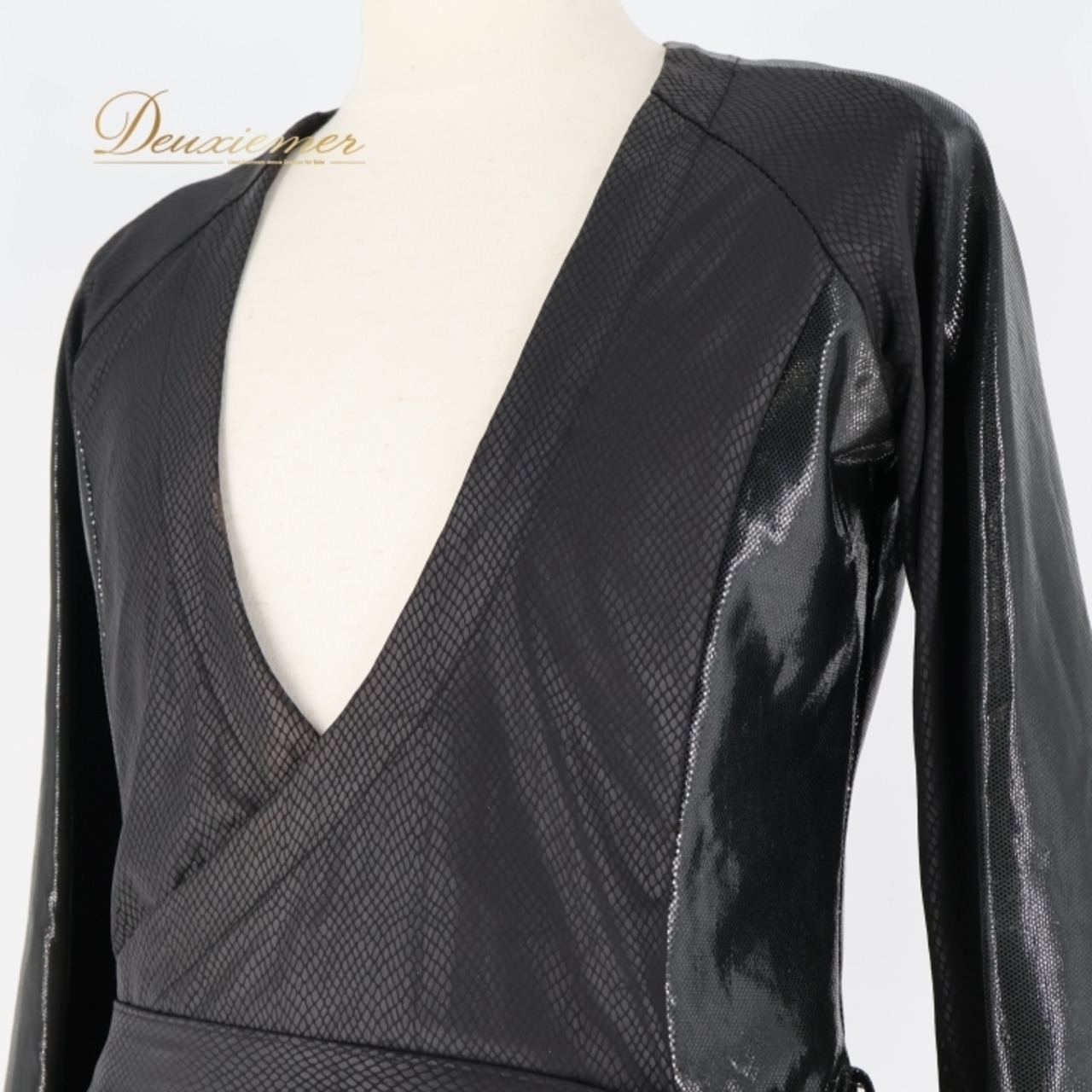 社交ダンス 衣装 メンズ ラテン トップス ブラウス シャツ 黒 光沢 ジャズ ダンス 舞台 ブラック系 おしゃれ 光沢感 ベルト付き 動きやすい 伸縮性 ルームダンス パーティー ダンスイベント フォーマル カジュアル ステージ衣装 お洒落 メンズファッション パフォーマンス 黒系