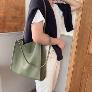 シンプルトートバッグ