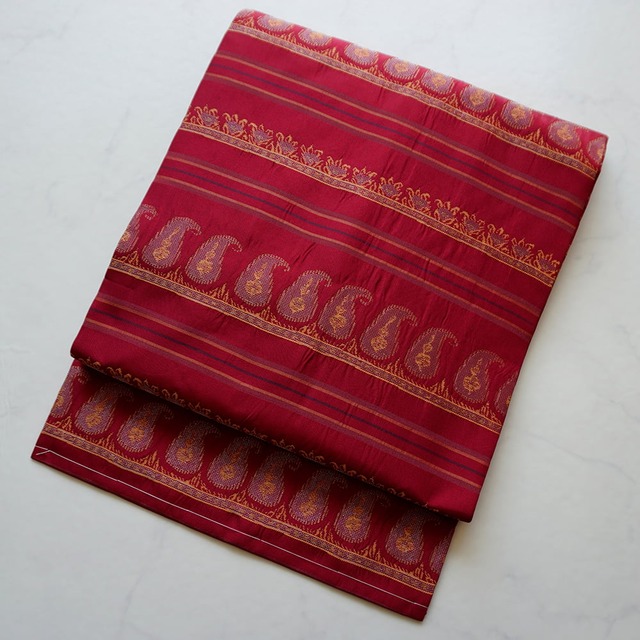 【難あり・なごや帯】　茜色　ペイズリー横段文様　なごや帯