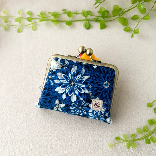 【お札を折らないがま口財布】ほどよいお財布　花群生紋様