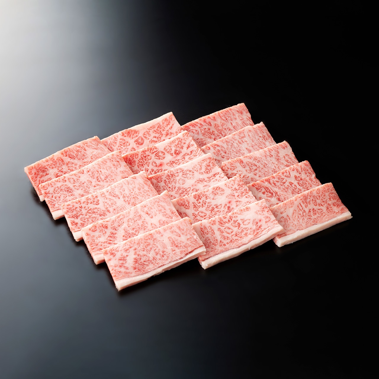 最高級 黒毛和牛 霜降りカルビ焼肉 5等級