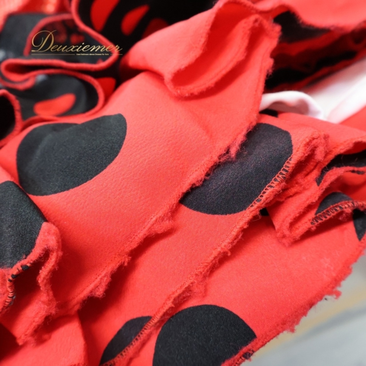 フラメンコ 衣装 マキコスチューム MAKIS COSTUMES トップス ファルダ ツーピース セットアップ 赤 黒 ブラック系 レッド系 水玉 ドット フリル ボランテ レース ボウタイ フリルスカート セットアップコスチューム ダンス衣装 ステージ衣装 ファッション ポップデザイン おしゃれ レディース かわいい フェス フラメンコ衣装