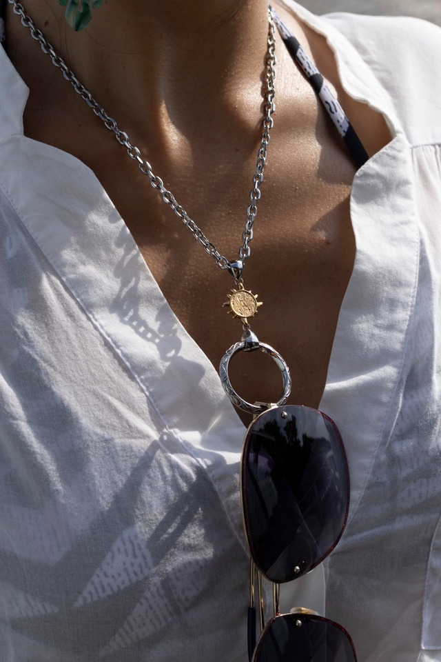 SUN GLASSES HOLDER necklace