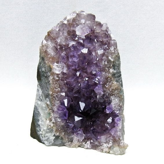 アメジスト クラスター ウルグアイ産 アメジスト 原石 一点物 182-8178