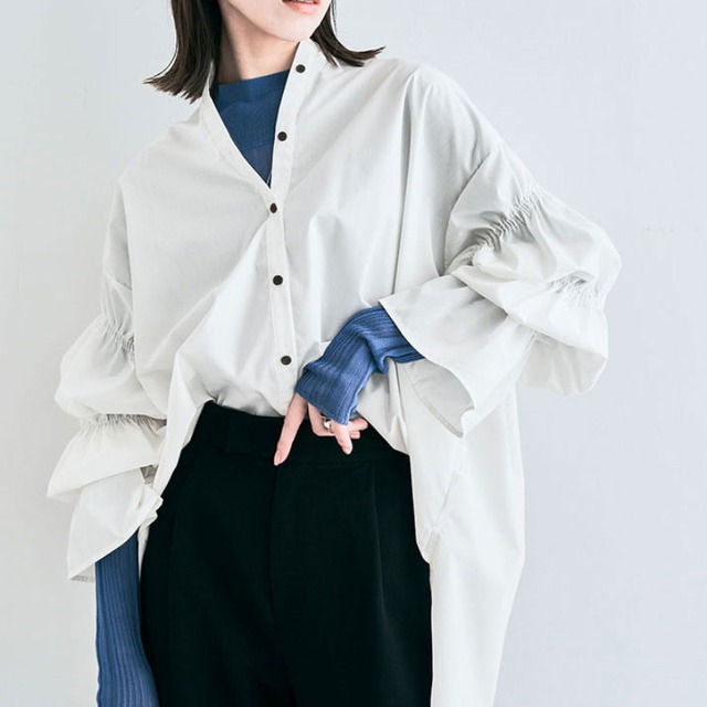 Loose oversized commuter design lantern sleeve side-slit niche shirt (SN390)