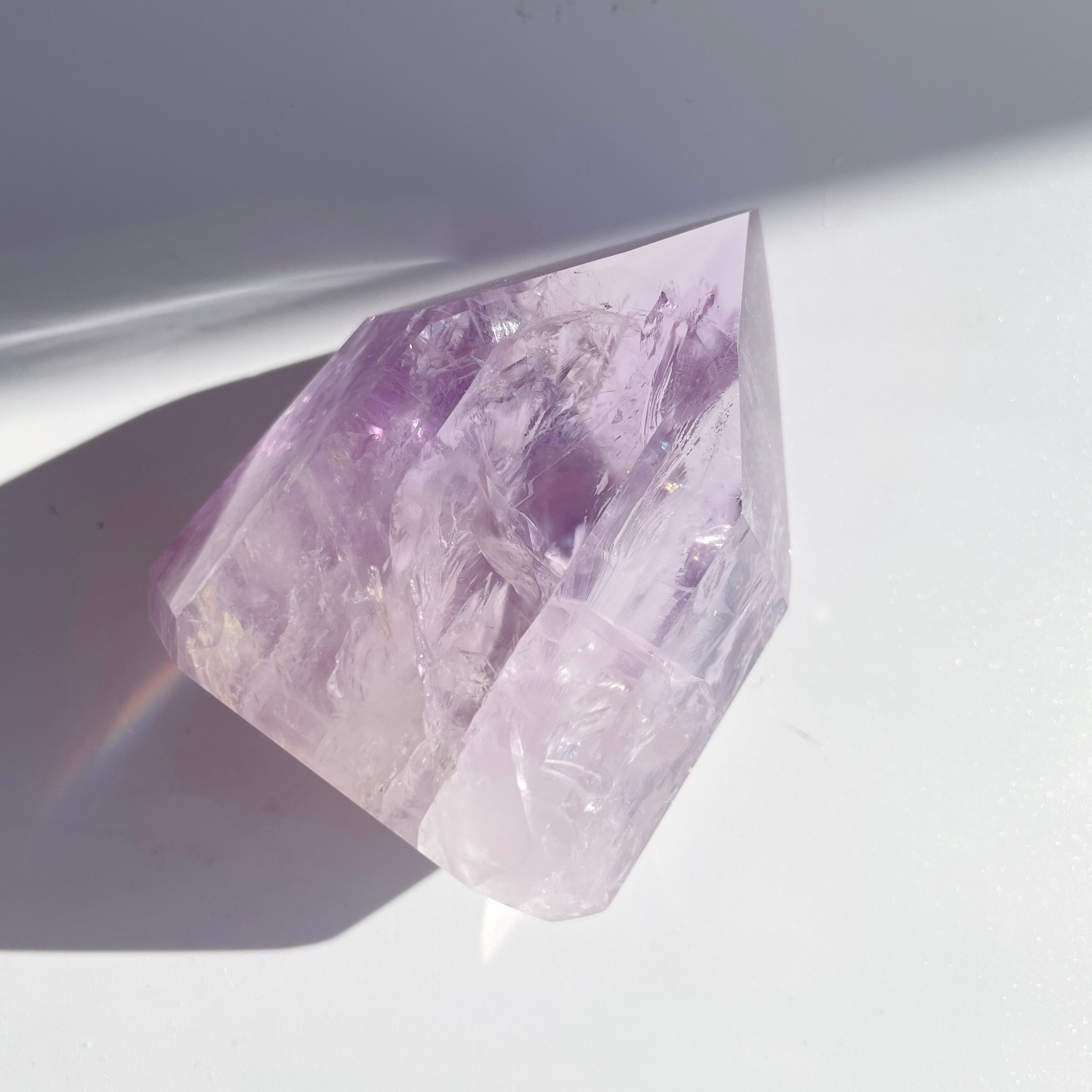 ◎透明感と虹◎ブラジル産 アメジストタワー23◇ Amethyst tower