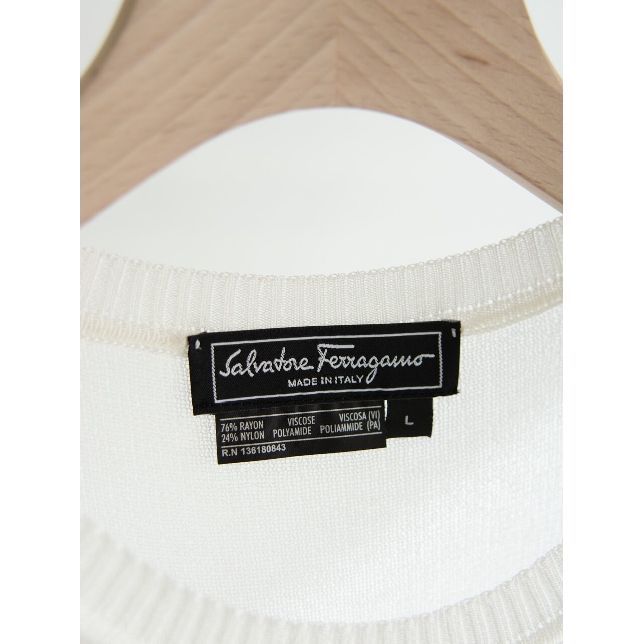 【Salvatore Ferragamo】Made in Italy Rayon-Nylon Sheer Sweater（サルヴァトーレ フェラガモ イタリア製レーヨンナイロン シアーセーター ニット）