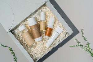 【定期便２ヶ月】モイストローション、ライトローション、クリアセラム、エッセンスセラム、バリアクリーム