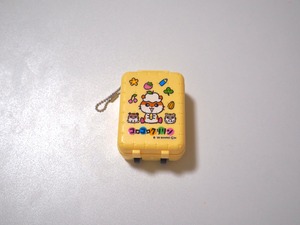 ミニキャリーケースチャーム２③C