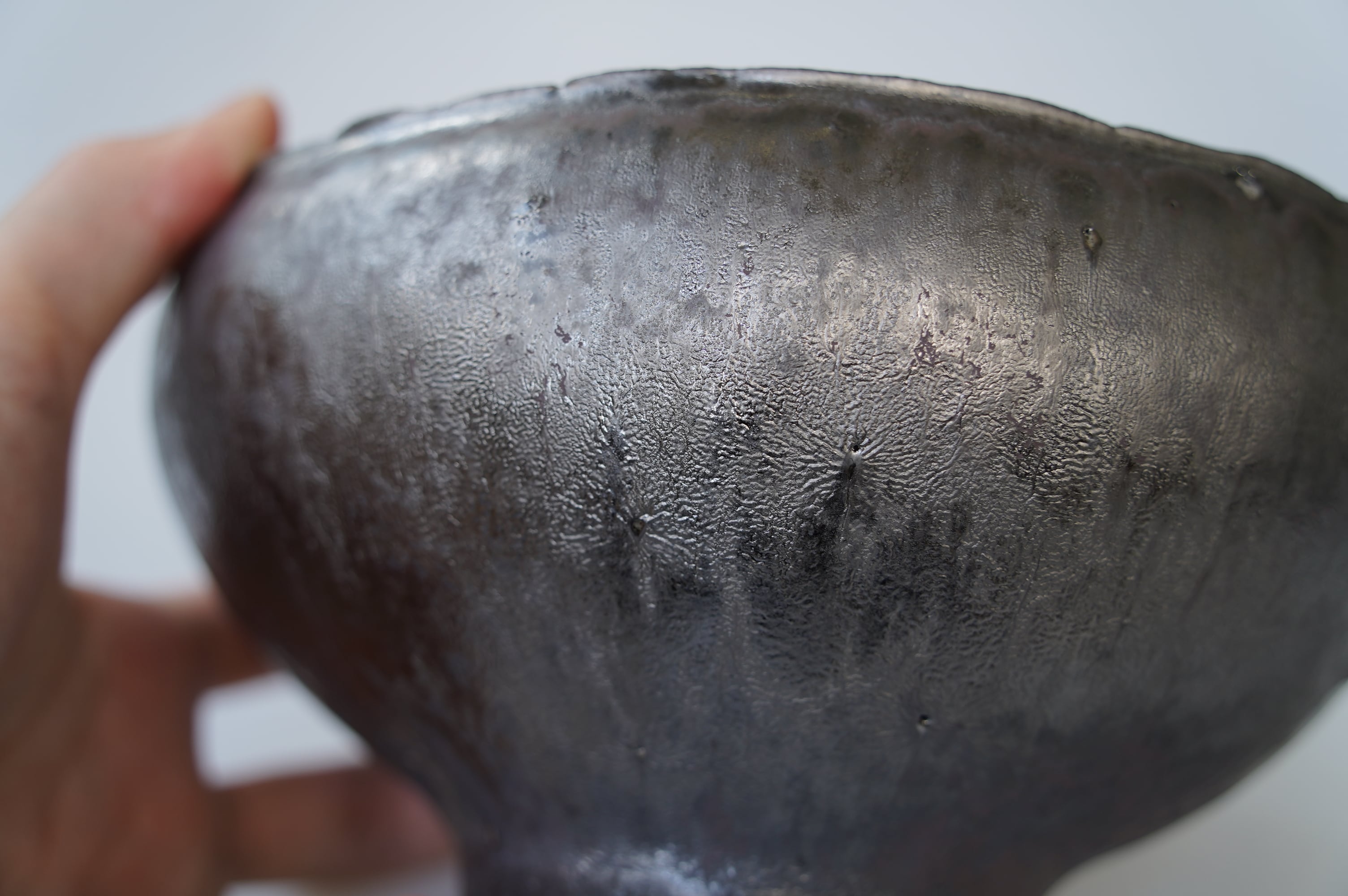 58 炭化鉄釉植木鉢 山下寛兼 2 | proto器とタカラモノ