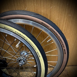 タイヤ 16×1-1/3 (35-349) Continental Contact Urban Foldable [Cream/Brown]