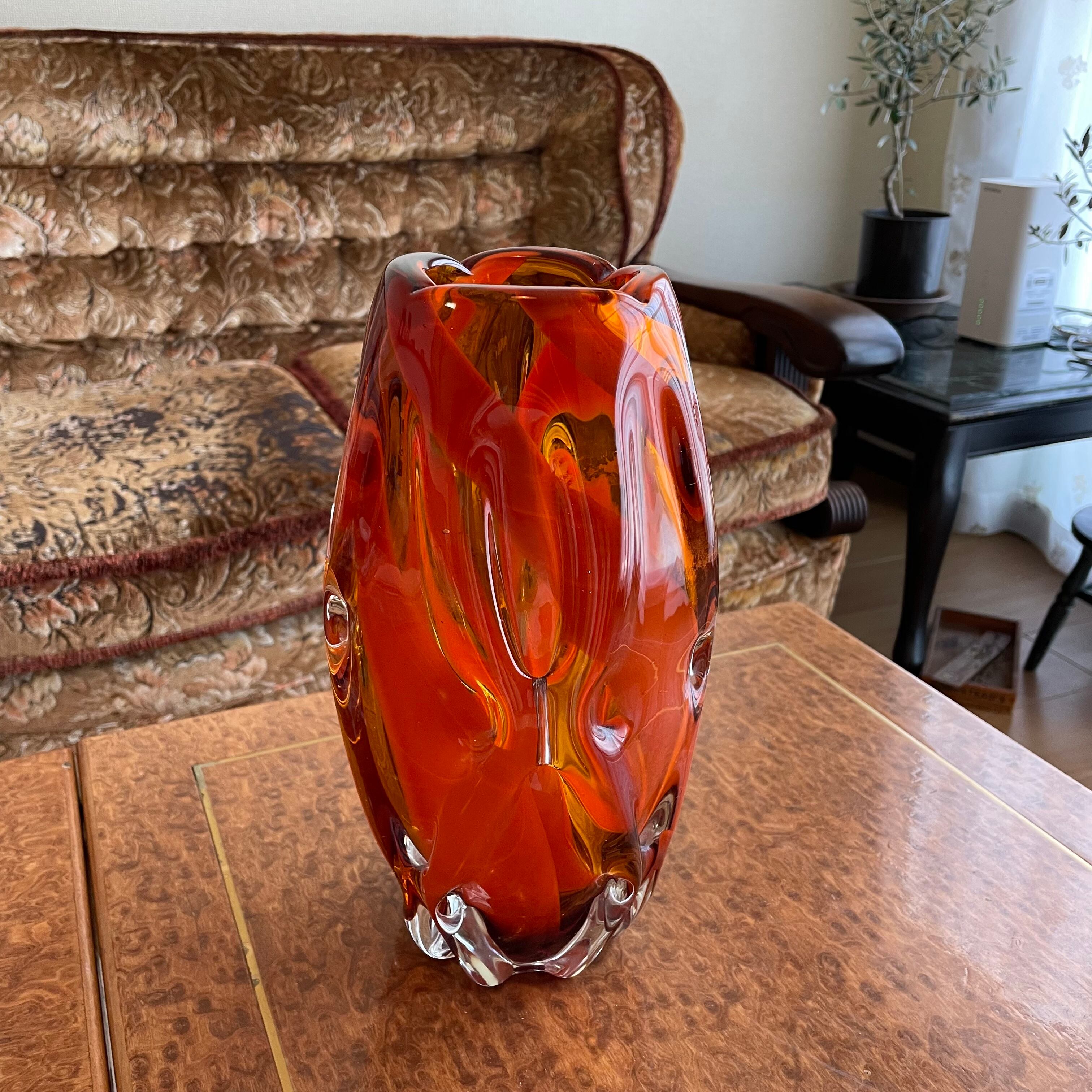 オレンジガラス花瓶