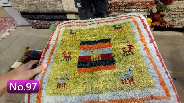 絨毯クエスト43 後編【No.97】Gabbeh ※現在、こちらの商品はイランに置いてあります。ご希望の方は先ずは在庫のご確認をお願いします。