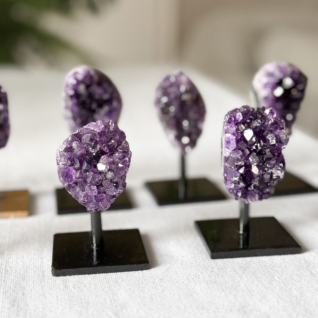 アメジスト スタンド付き （ブラック）【送料無料】｜Amethyst on Iron