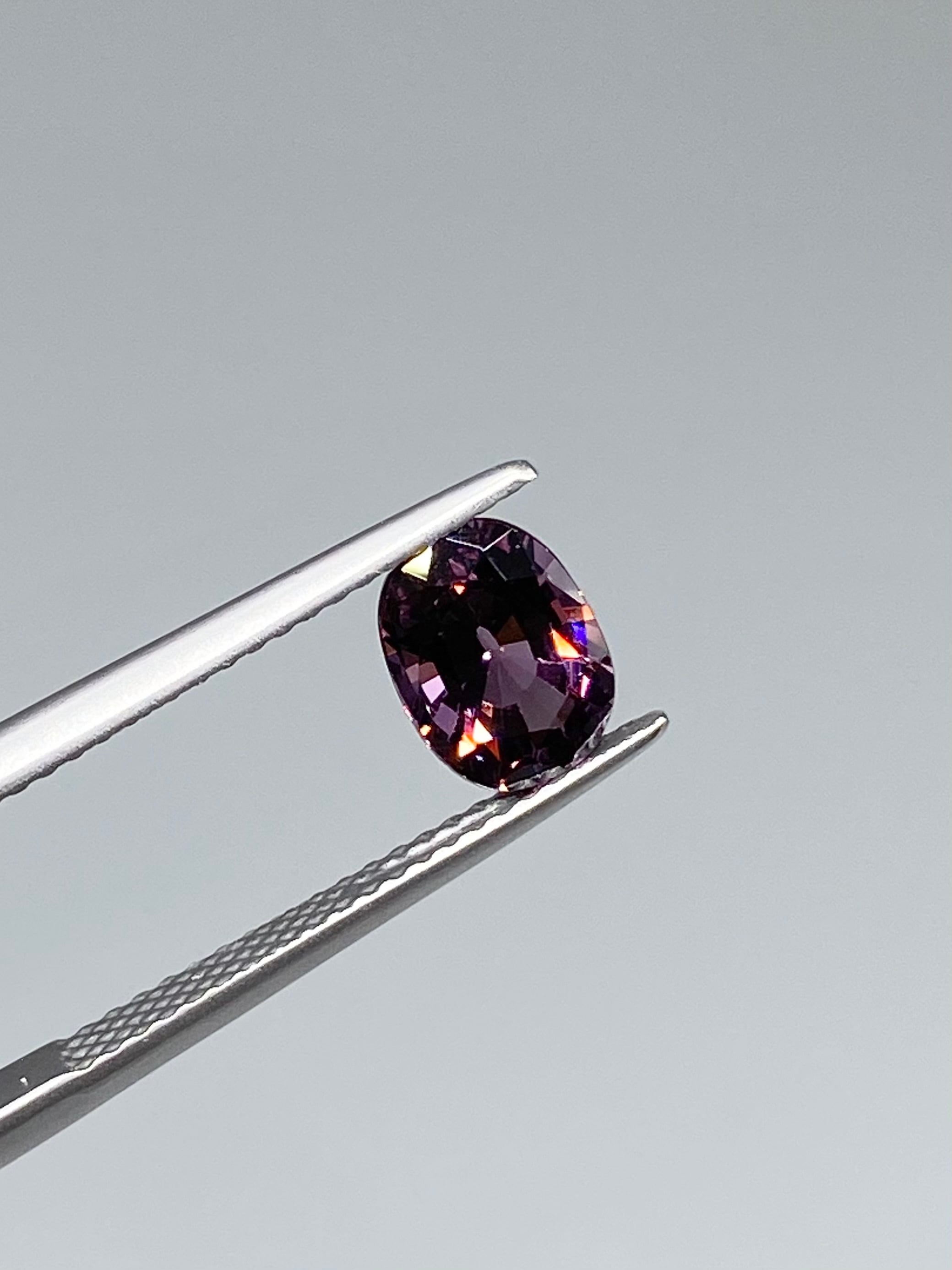 バイオレットスピネル 1.59ct ルース | シークレットベースジュエリー